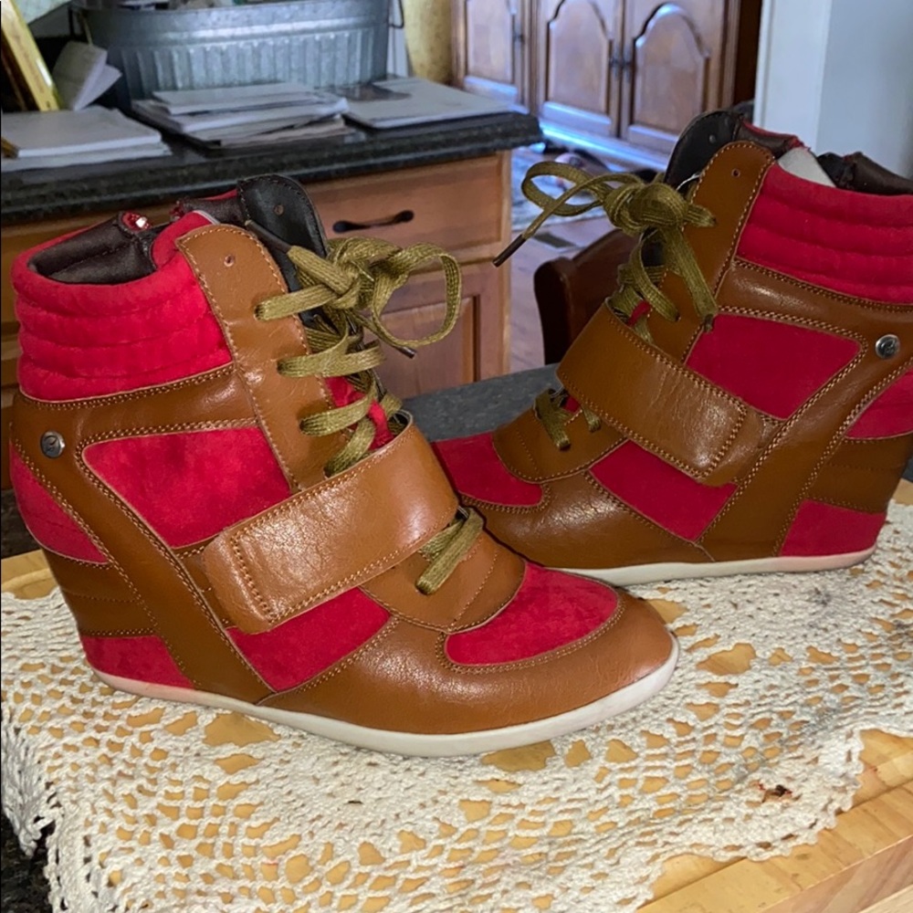 Wedge shoe
